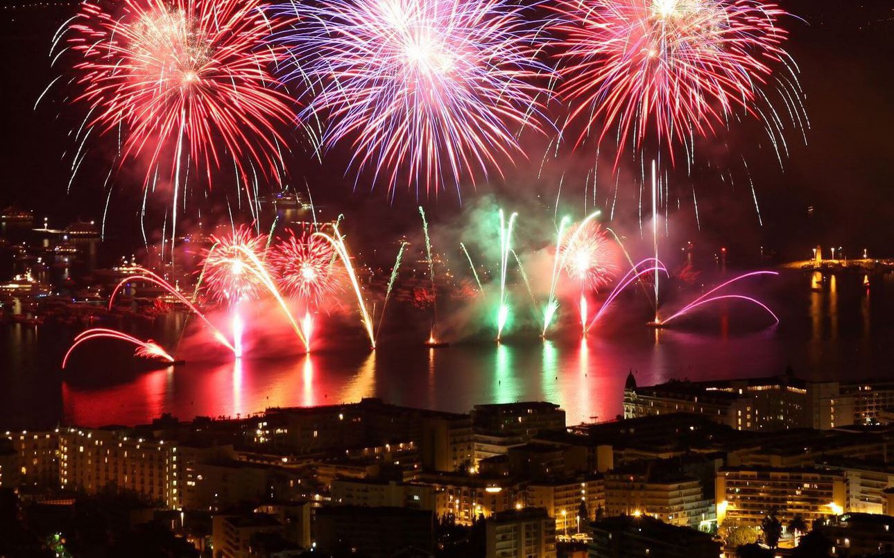 Nice - FESTIVAL INTERNATIONAL D’ART PYROTECHNIQUE 