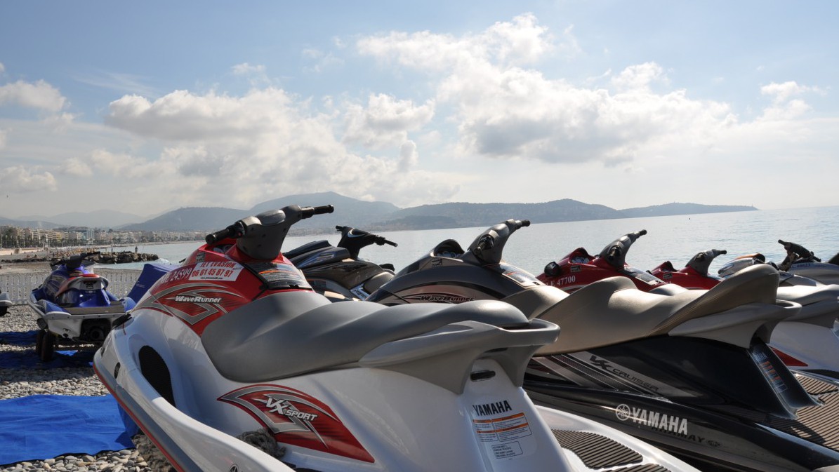 Nice - Jet Evasion Nice