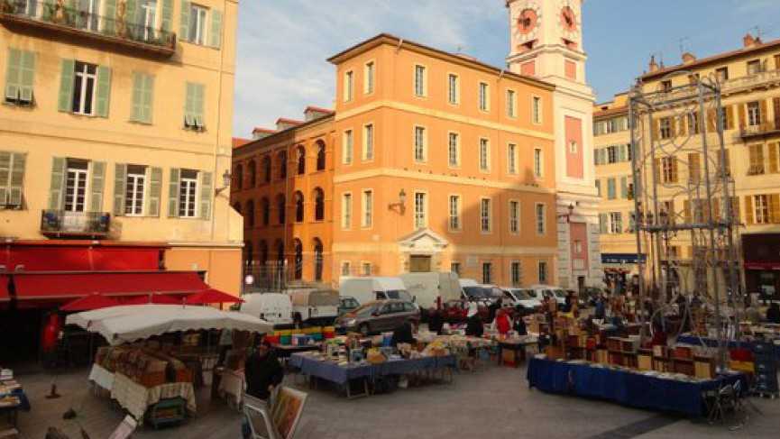 Nice - Marché aux  Livres Anciens
