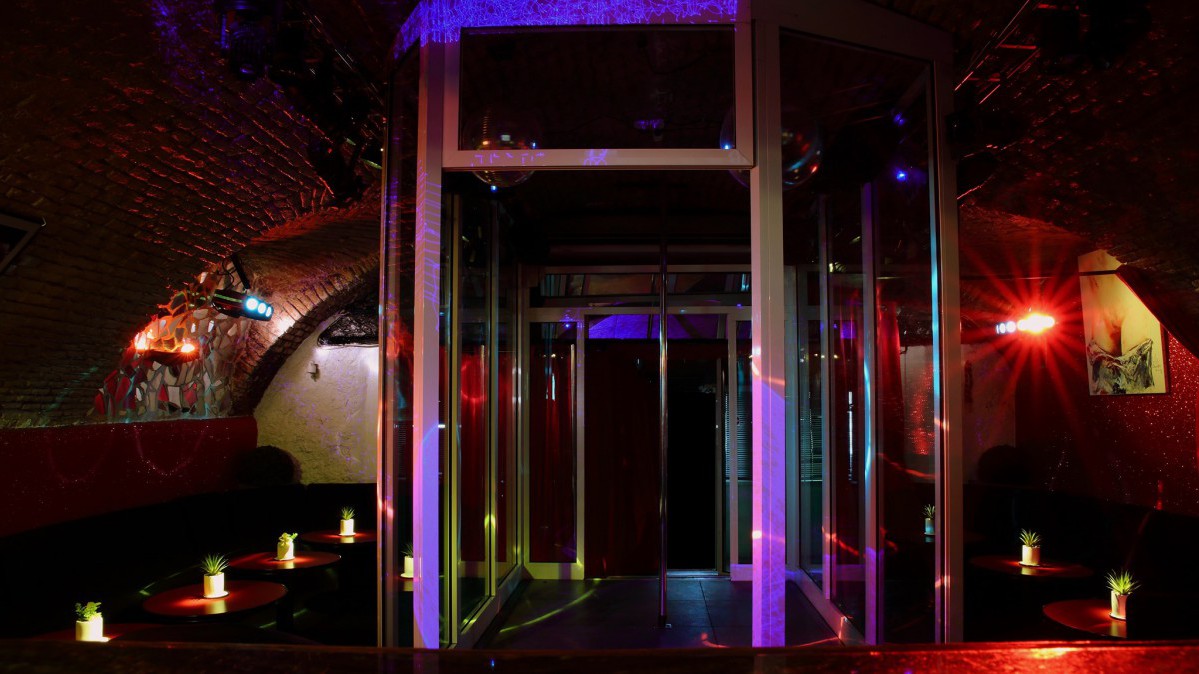 Nice - STRIP CLUB 54 - GENTLEMEN'S CLUB