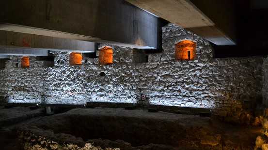 Nice - La crypte archéologique