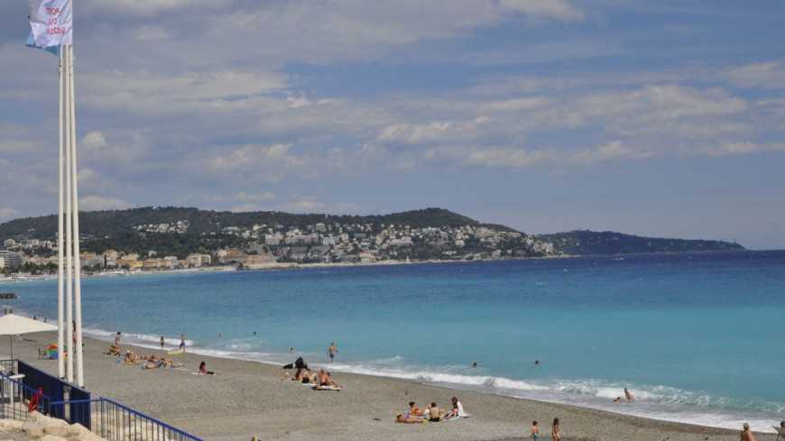 Nice - Plage de Poincaré