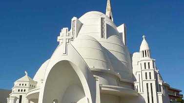 Nice City Life - Église Sainte-Jeanne-d'Arc 